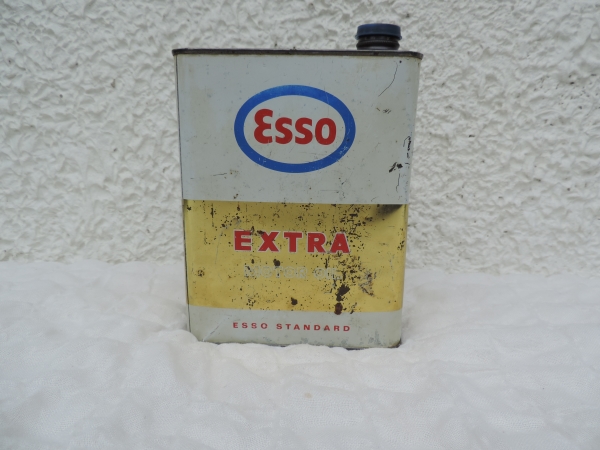 Bidon d'huile ESSO- DSCN1811.JPG