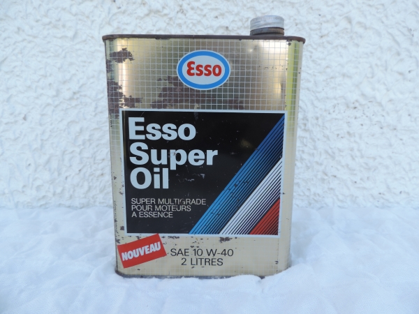 Bidon d'huile ESSO- DSCN1945.JPG