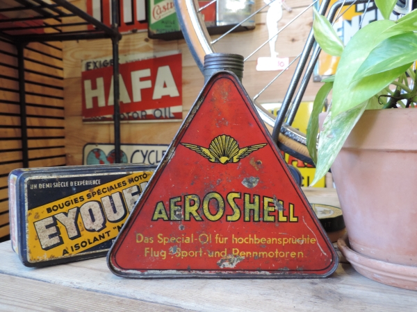 Bidon d'huile Aeroshell