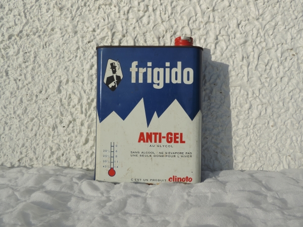 Bidon d'anti-gel Frigido- DSCN8289.JPG
