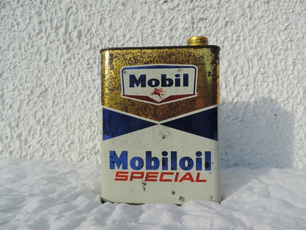 Bidon d'huile Mobiloil- DSCN8378.JPG