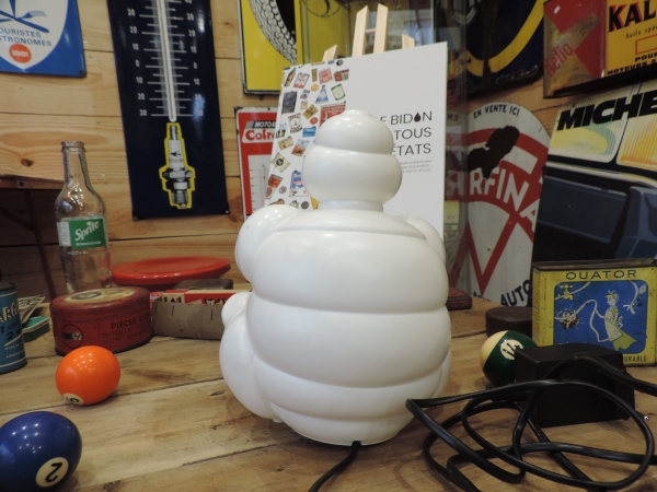 Lampe Michelin- efgh091223_17.JPG