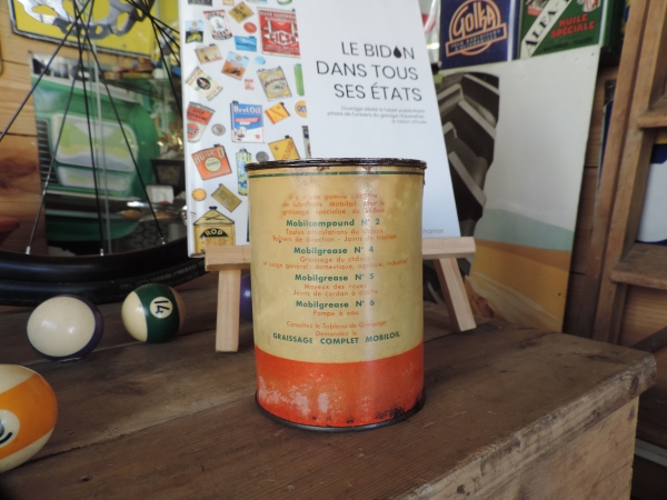 Pot de graisse Mobiloil- efghi04122024-1_40.JPG