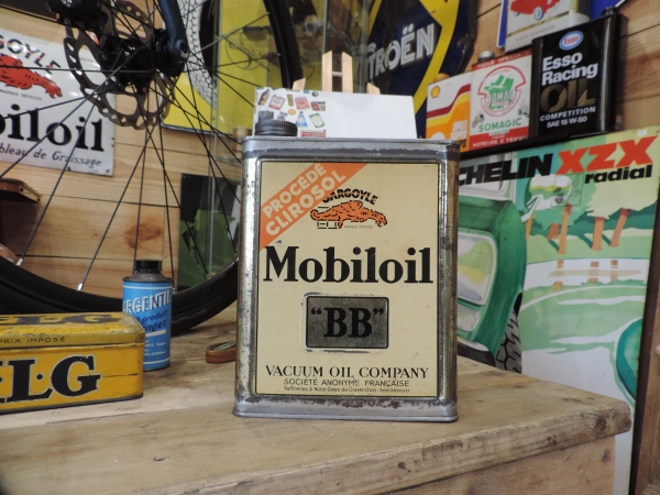 Bidon d'huile Mobiloil