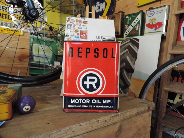 Bidon d'huile Repsol