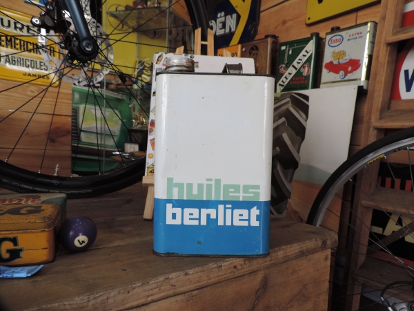 Bidon d'huile Berliet