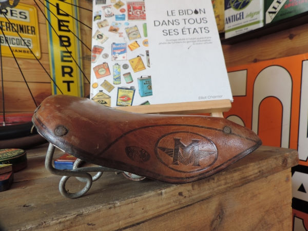 Selle cuire Motoconfort- efghi12092025-1_08.JPG