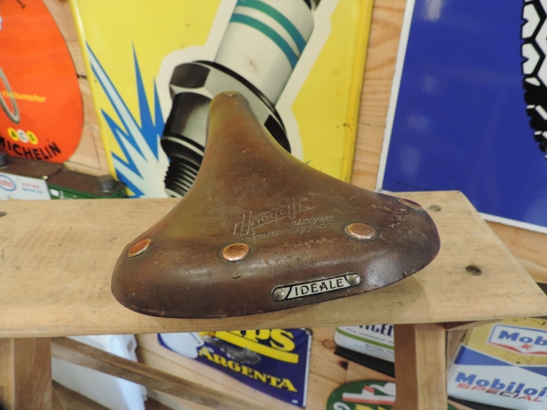 Selle Id&eacute;ale- efghi12122024-1_20.JPG