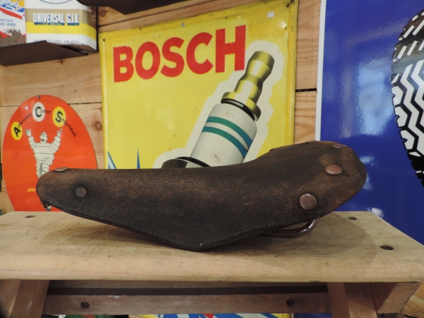 Selle Id&eacute;ale- efghi12122024-1_32.JPG