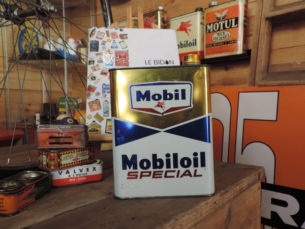 Bidon d'huile Mobiloil- efghi14112025-1_118.JPG