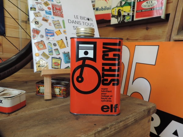 Bidon d'huile ELF
