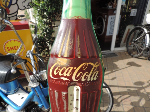 Thermom&egrave;tre Coca-Cola en t&ocirc;le- efghi26-08-2026-01_33.JPG