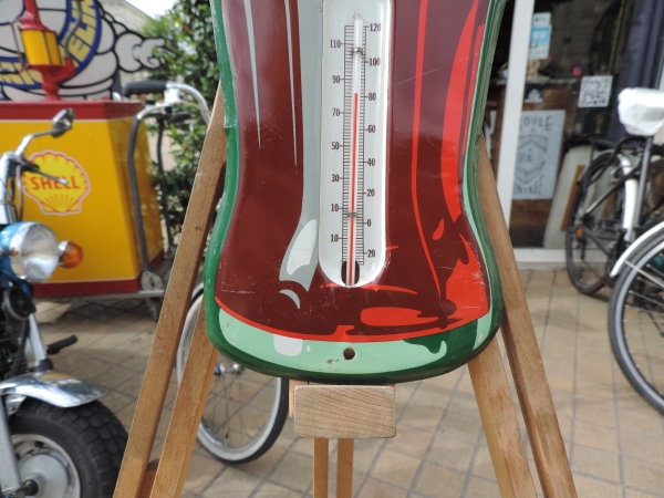 Thermom&egrave;tre Coca-Cola en t&ocirc;le- efghi26-08-2026-01_42.JPG