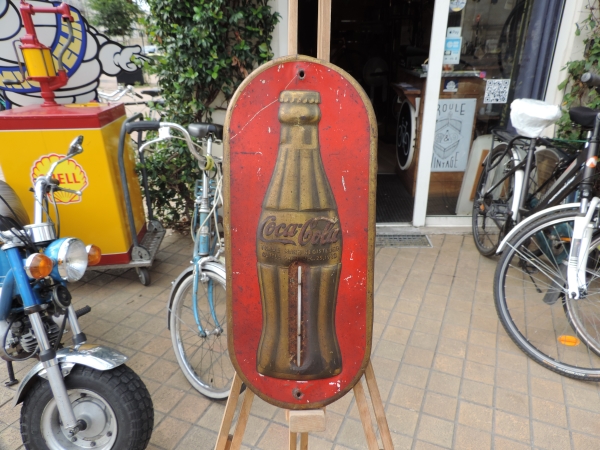 Thermom&egrave;tre Coca-Cola en t&ocirc;le