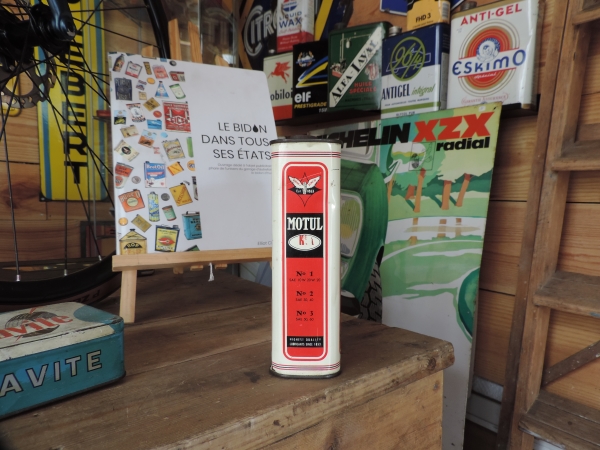 Bidon d'huile Motul- efghi26032025-1_22.JPG